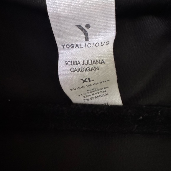 NWT Yogalicious Black cardigan from Nordstrom in size XL - Picture 6 of 9